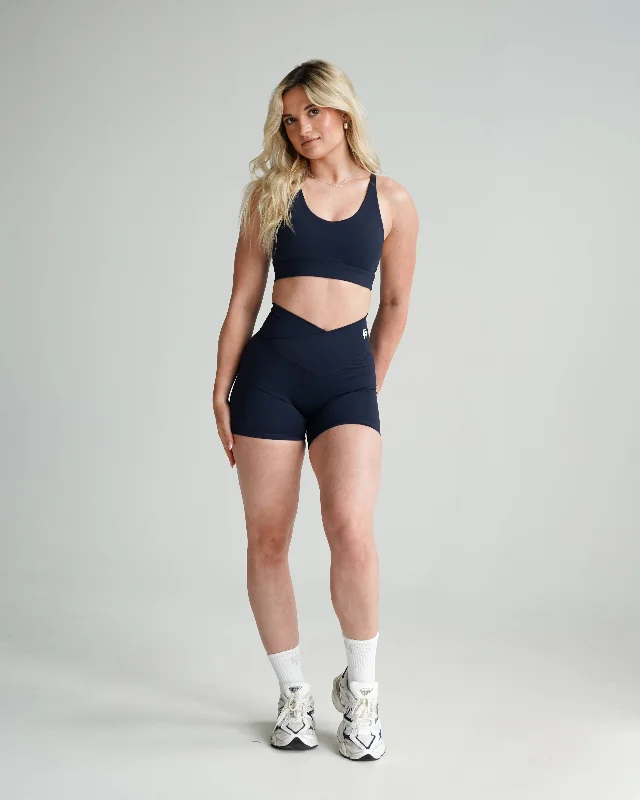 IMPACT V-WAIST BIKER SHORTS 6”- Navy