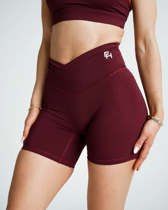 IMPACT V-WAIST BIKER SHORTS 6”- Wine