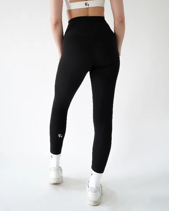 PERFORMANCE LEGGINGS 28’ - Black