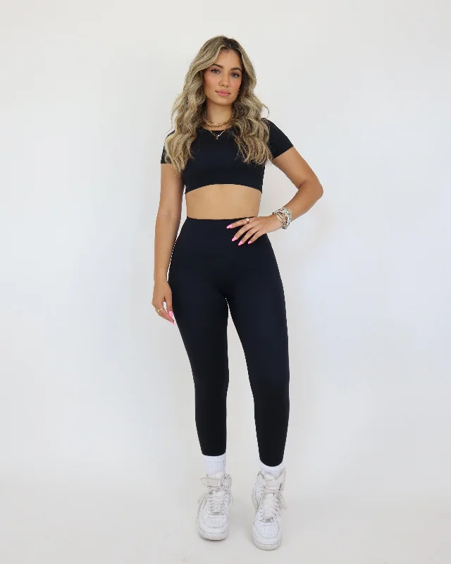 PERFORMANCE LEGGINGS 25’ - Black