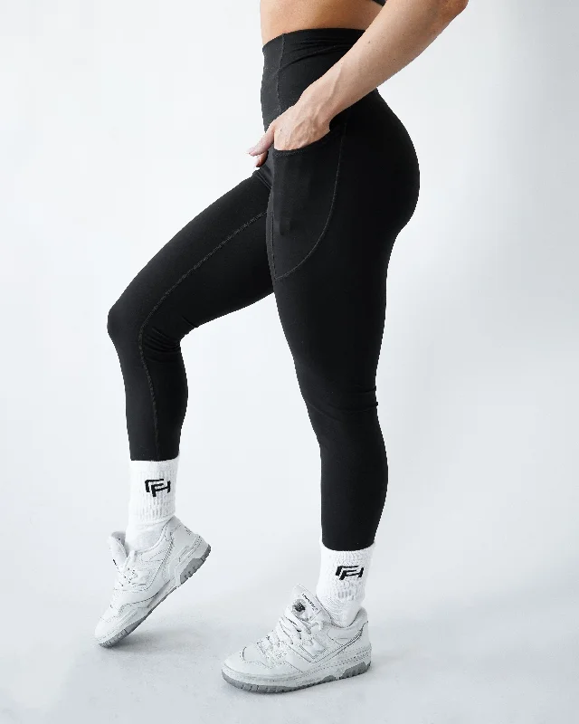 PERFORMANCE POCKET LEGGINGS - Black