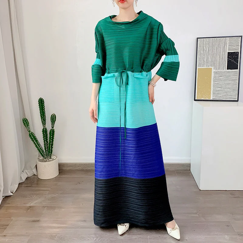 OUDINA New Fashion Pleated Plus Size Oversized Long Sleeve Maxi Dress Women Muslim Casual Women's Dresses